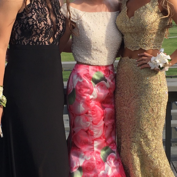 Prom - Picture 6 of 6